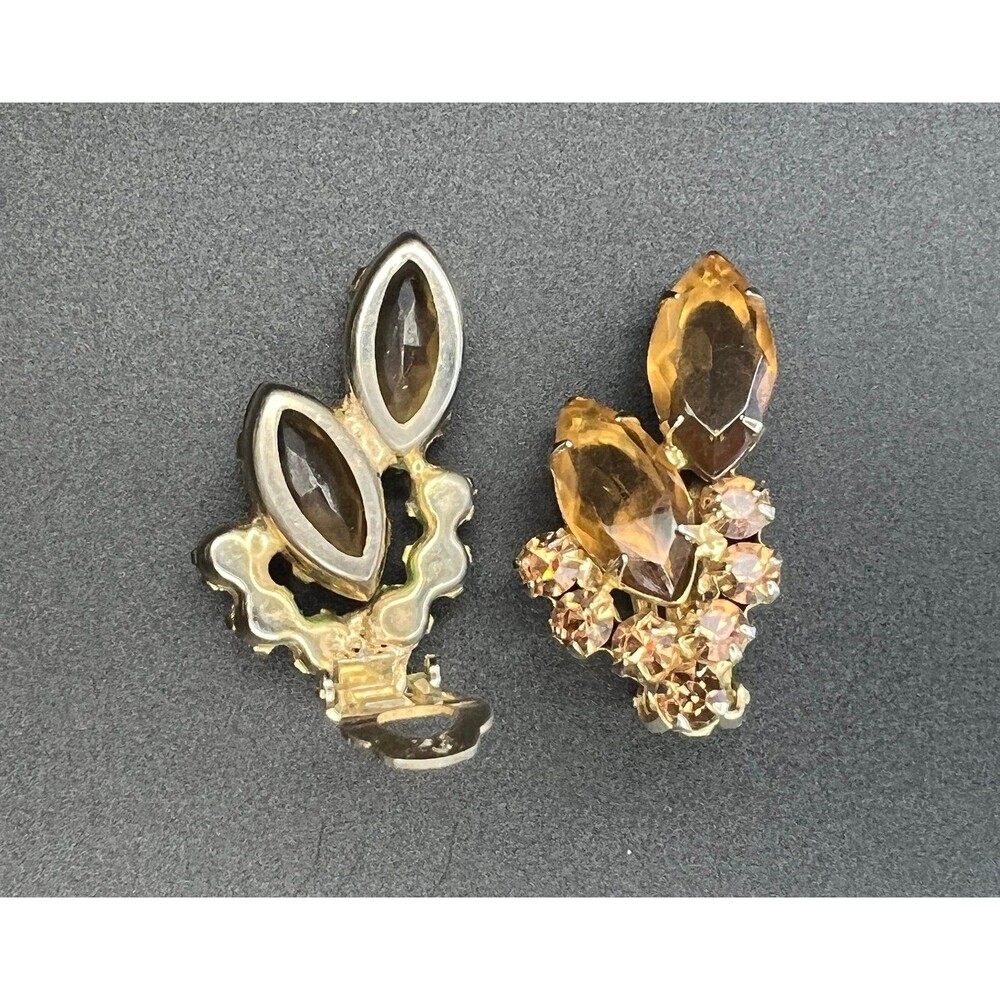 Ref No. 7760 Vintage D&E Juliana Amber Topaz Navette and Chaton Clip Earrings